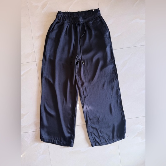 ZARA BLACK ELASTIC DRAWSTRING PALAZZO PANTS Satin pocket size S soft comfy - Picture 9 of 9